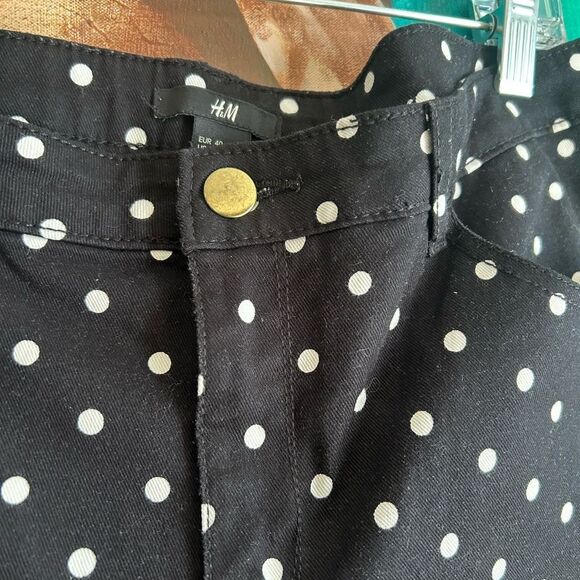 H&M Black and White Polka Dot High Waist Shorts 10 - Picture 14 of 15